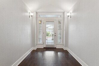 2930 Grand Oaks Loop in Cedar Park, TX - Foto de edificio - Building Photo