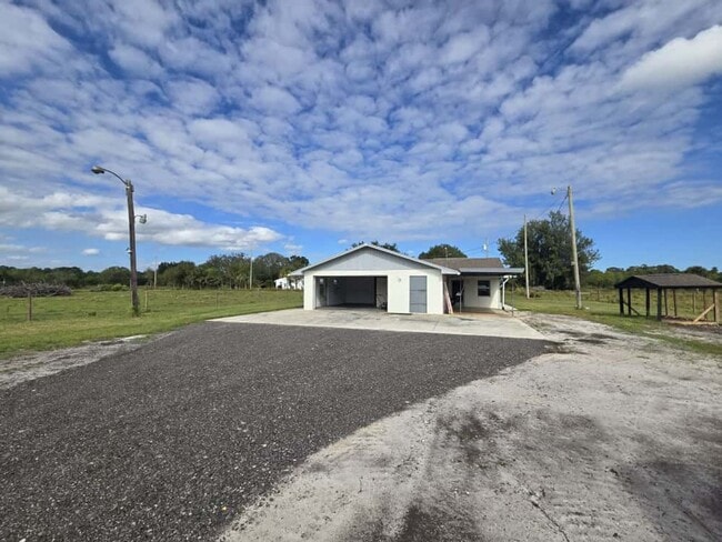 2868 Gentile Rd in Fort Pierce, FL - Building Photo - Building Photo