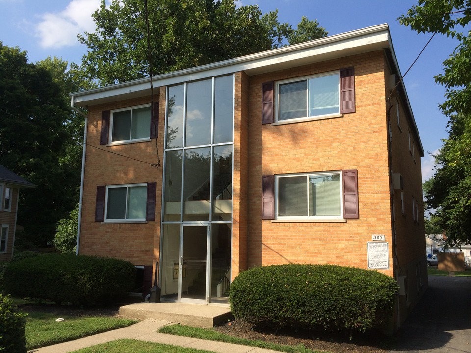 Broadway Apartments in Loveland, OH - Building Photo