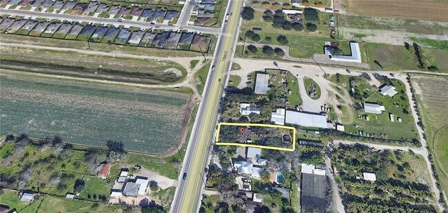 2 S Alamo Rd in Alamo, TX - Building Photo - Building Photo