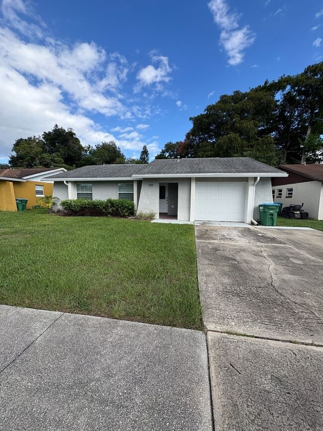 305 S Edgemon Ave