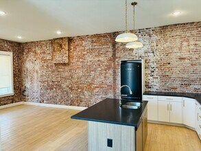 709 Broadway St in Cape Girardeau, MO - Building Photo - Building Photo
