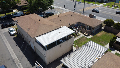 306 S Knott Ave in Anaheim, CA - Building Photo - Building Photo