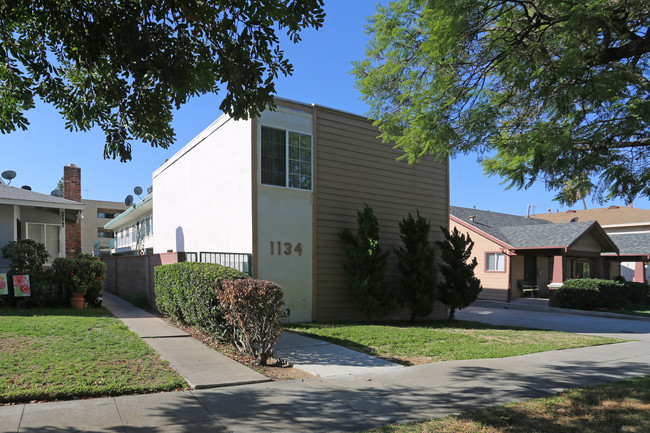 1134 E Doran St in Glendale, CA - Building Photo - Building Photo