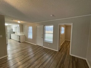 725 Ruidoso Dr in Saginaw, TX - Building Photo - Building Photo