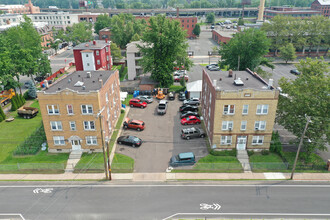 120-122 Van Block Ave in Hartford, CT - Building Photo - Building Photo