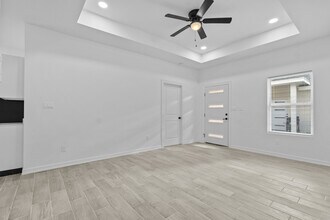 1801 Atrium Place Dr in Harlingen, TX - Foto de edificio - Building Photo