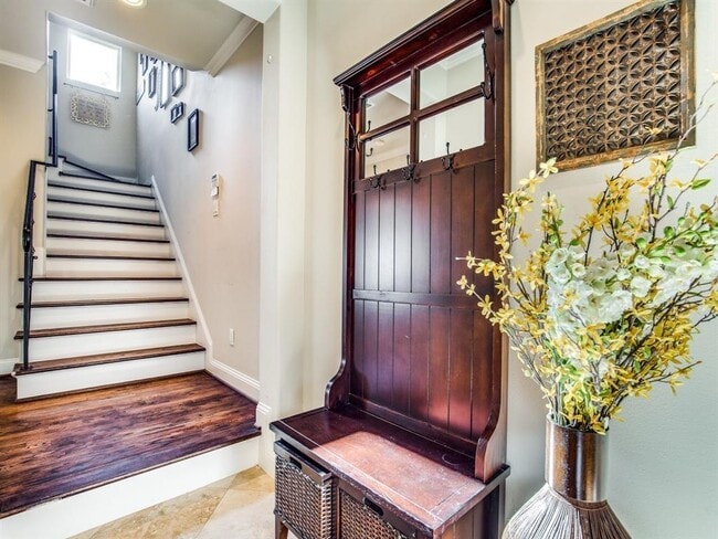 1246 Sampson St in Houston, TX - Building Photo - Building Photo