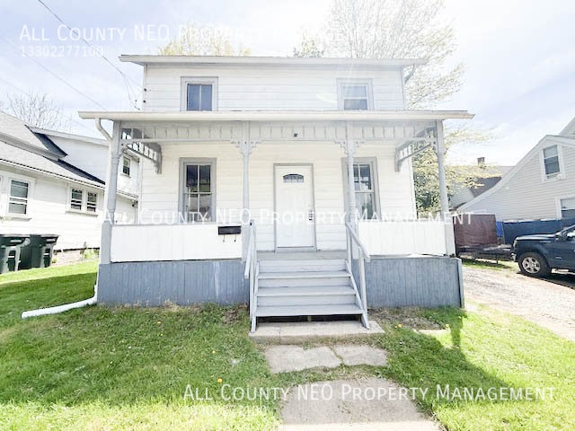 property at 374 E Voris St