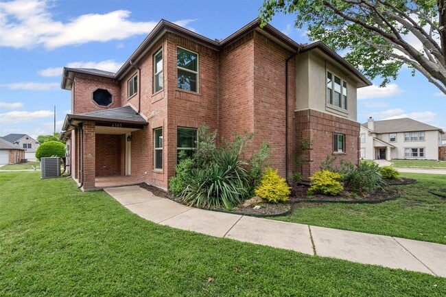 property at 6505 Tara Ln