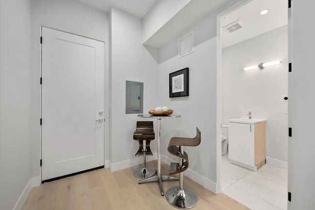 25 Highland Ave, Unit ADU