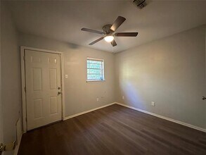 6322 Tierra Dr in Shreveport, LA - Foto de edificio - Building Photo