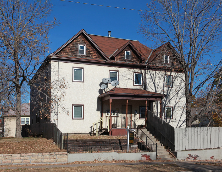 920 E 25th St in Minneapolis, MN - Building Photo