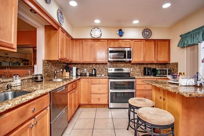 property at 6640 Thornhill Ct