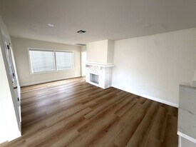 12020 Grevillea Ave in Lawndale, CA - Building Photo
