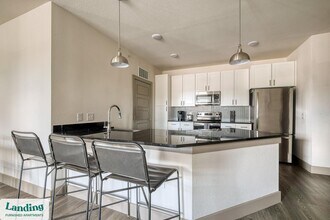 300 Enclave Dr in Conroe, TX - Building Photo - Building Photo