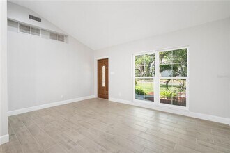 2 S Treasure Dr in Tampa, FL - Building Photo - Building Photo