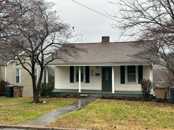 property at 315 E Churchwell Ave