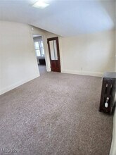 3114 Neosho Rd, Unit up in Youngstown, OH - Building Photo - Building Photo