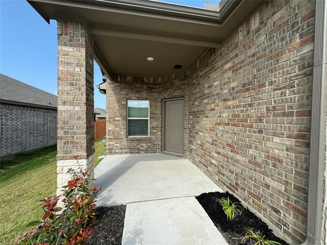 8541 Little Acorn Dr in Fort Worth, TX - Foto de edificio - Building Photo