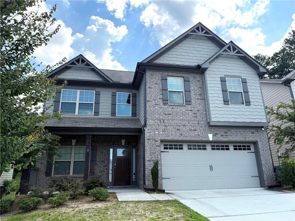 1917 Castleberry Ln in Buford, GA - Building Photo
