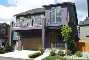 1329 159th St SW in Lynnwood, WA - Building Photo