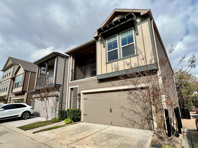 property at 10916 Cannes Memorial Dr