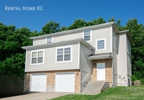 property at 1946 N 80th Ct