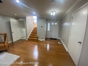 21 Woodpecker Way in Marlboro, NJ - Building Photo - Building Photo