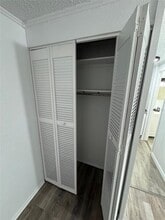 420 Mills St in Leesburg, FL - Foto de edificio - Building Photo