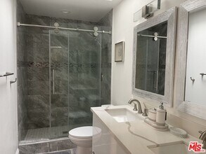 5316 W 119th Pl in Inglewood, CA - Building Photo - Building Photo