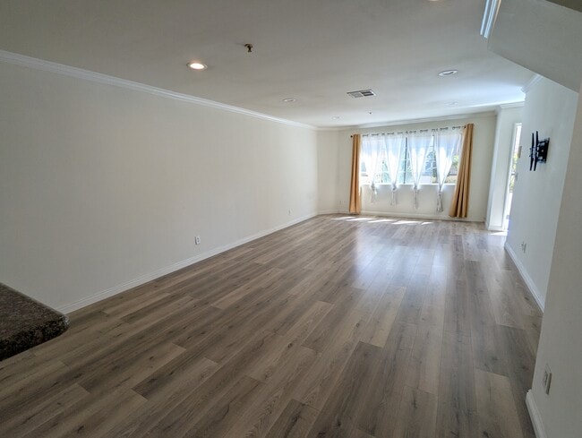 361 Salem St, Unit 2 in Glendale, CA - Foto de edificio - Building Photo