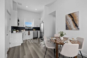 1638 Elm Ave in San Diego, CA - Building Photo - Building Photo