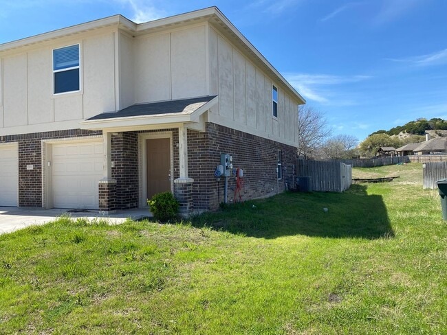 1709 Castroville Trl in Copperas Cove, TX - Building Photo - Building Photo