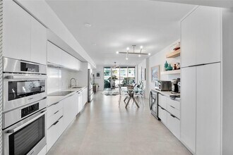 6620 Indian Creek Dr in Miami Beach, FL - Building Photo - Building Photo