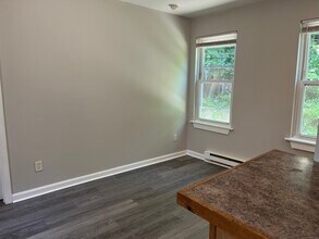 47 Commerce Ave in Killingly, CT - Building Photo - Building Photo