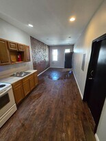 1938 E Elkhart St in Philadelphia, PA - Building Photo