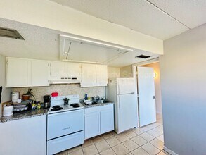 456 Racine Dr in Wilmington, NC - Building Photo - Building Photo