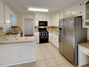 1017 Queensbury Run in Acworth, GA - Foto de edificio - Building Photo