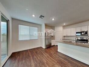 6132 W Paseo Hilario in Tucson, AZ - Building Photo - Building Photo