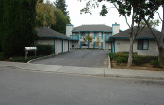 914 Boranda Ave Apartments