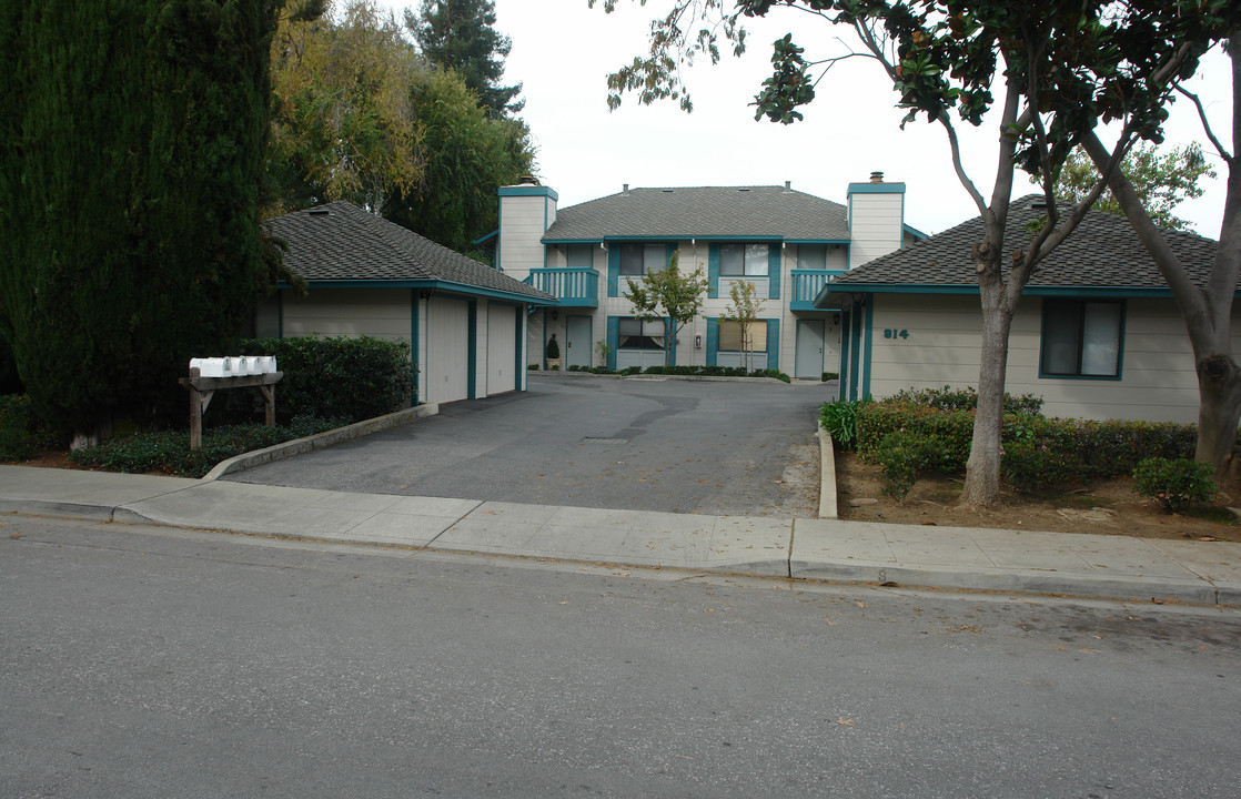 914 Boranda Ave in Mountain View, CA - Building Photo