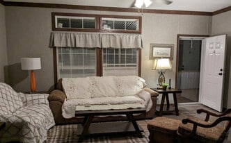 1208 County Rd 315 in Melrose, FL - Building Photo