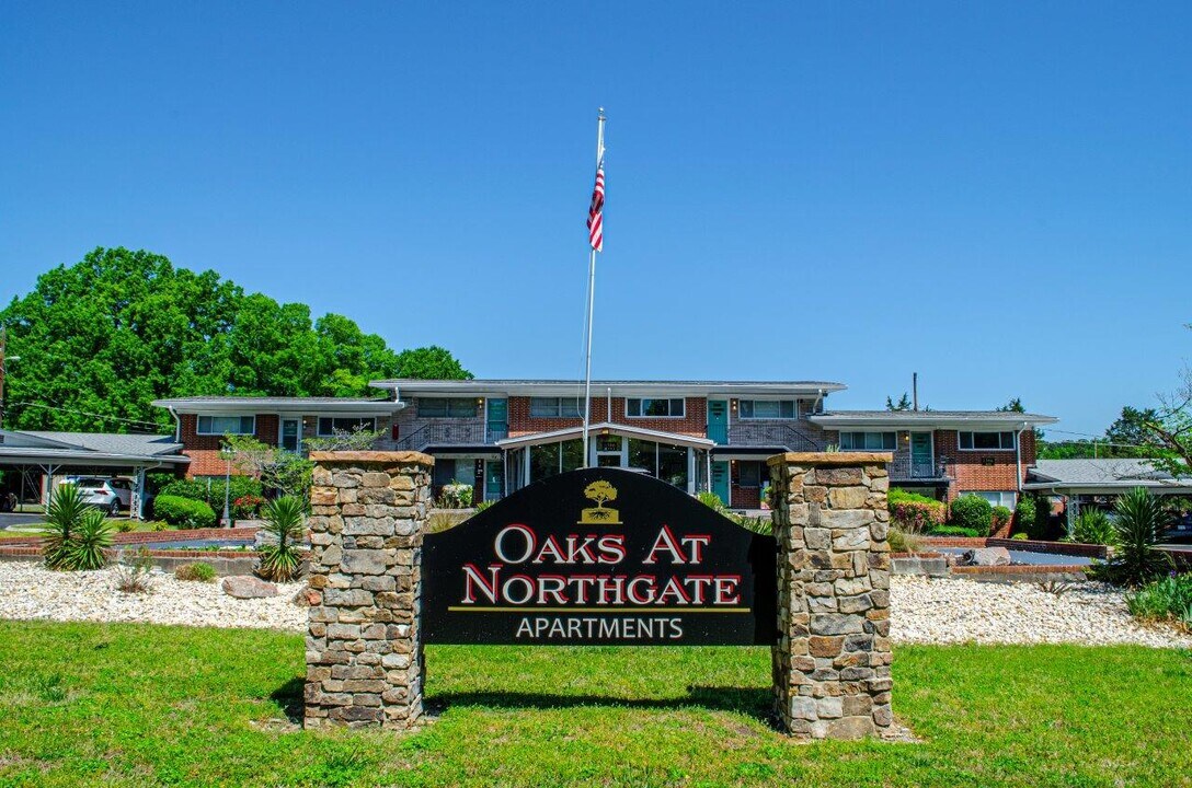 The Oaks at Northgate in Durham, NC - Building Photo