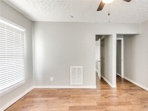 1144 N McKinley Ave in Oklahoma City, OK - Building Photo - Building Photo