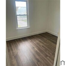 2761 E 120th St in Cleveland, OH - Building Photo - Building Photo