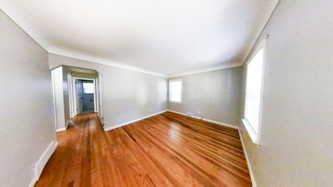 3071 Fort Park Blvd in Lincoln Park, MI - Building Photo - Building Photo