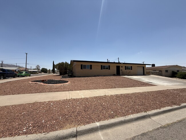 7201 Armistad Ave