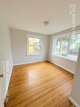 2524 Alexis Rd in Windsor, ON - Building Photo - Building Photo