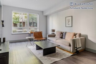 1800 Lacassie Ave in Walnut Creek, CA - Building Photo